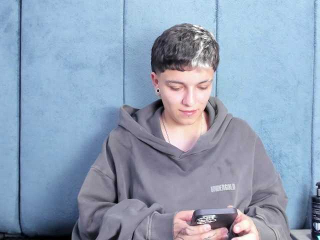 MeganThompson live cam on BongaCams