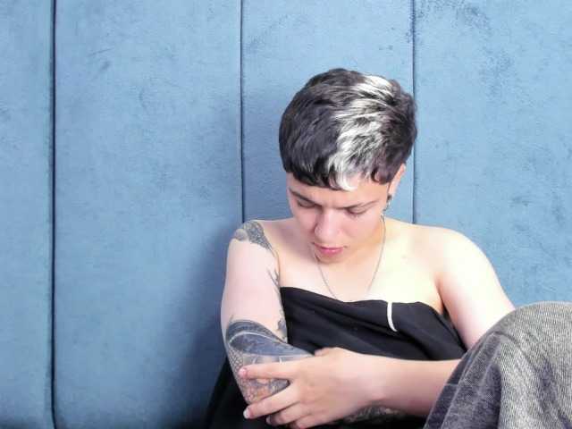 MeganThompson live cam on BongaCams