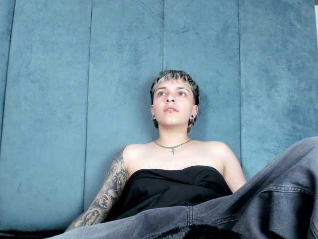 MeganThompson live cam on BongaCams