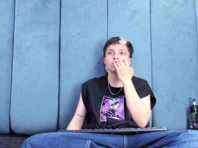 MeganThompson webcam