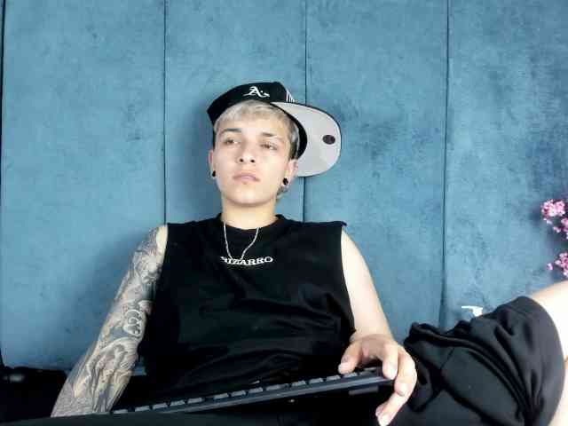 MeganThompson Live Webcam on BongaCams