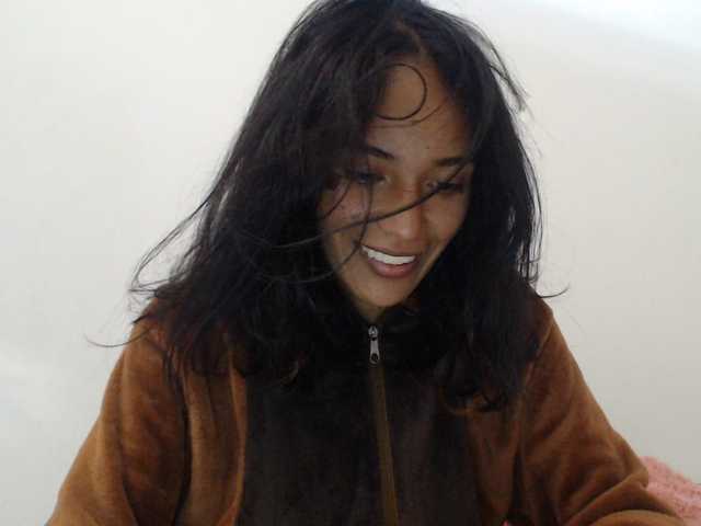 solli live cam on BongaCams