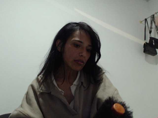 CCOLLI live webcam show