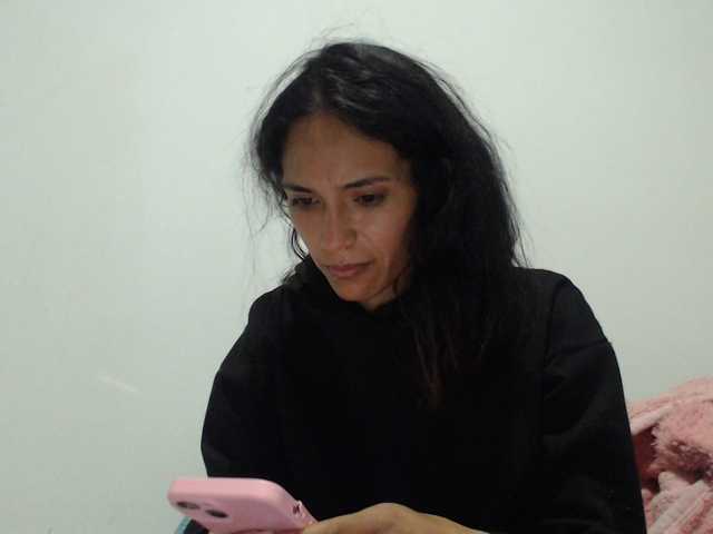 solli live cam on BongaCams
