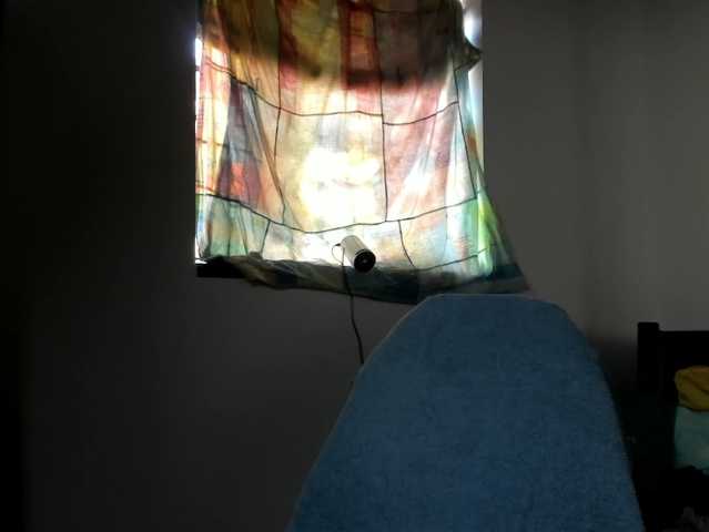 solli live cam on BongaCams