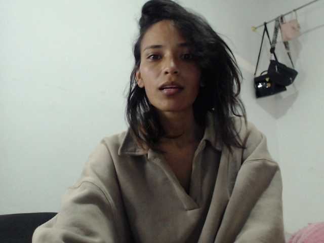 solli live cam on BongaCams