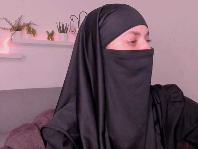 salma-arabic live cam on BongaCams