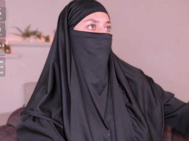 salma-arabic live cam on BongaCams