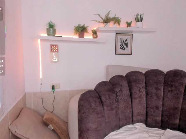 salma-arabic live webcam show
