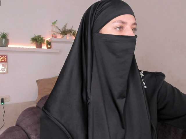salma-arabic live cam on BongaCams