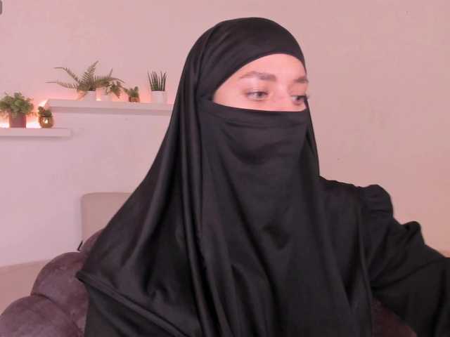 salma-arabic live cam on BongaCams