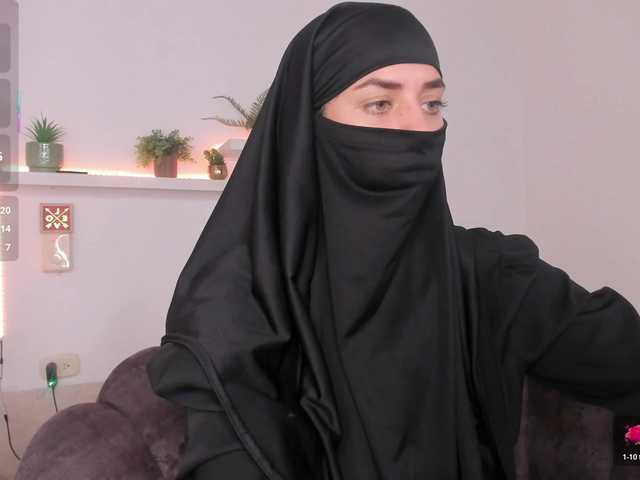 salma-arabic live cam on BongaCams