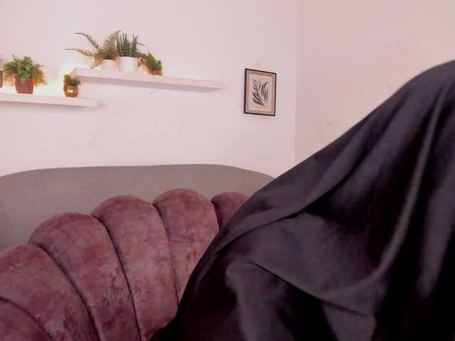 salma-arabic — live female cam