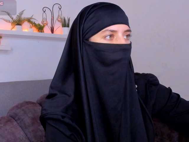 salma-arabic live cam on BongaCams