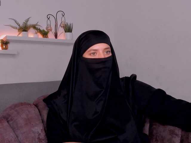 salma-arabic live cam on BongaCams