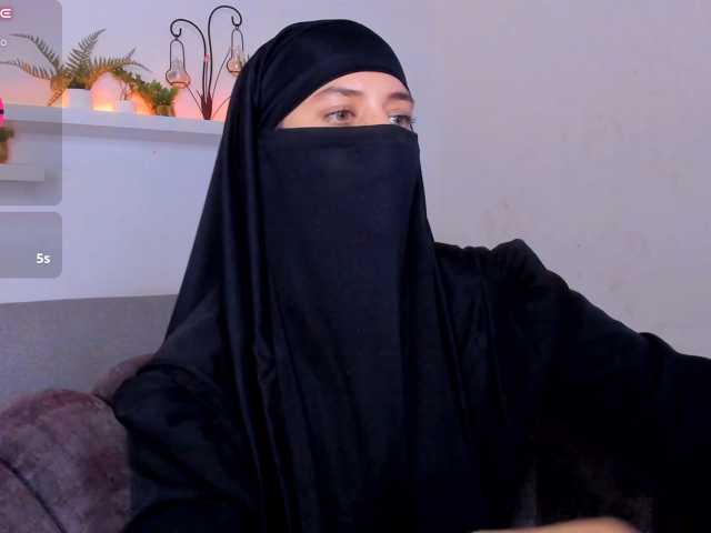 salma-arabic live cam on BongaCams
