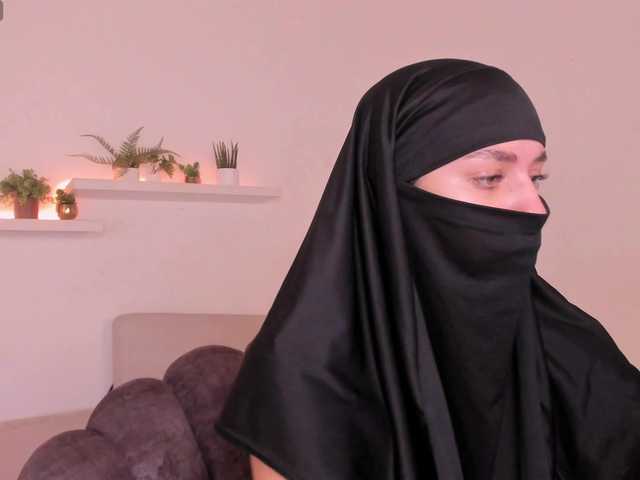 salma-arabic live cam on BongaCams