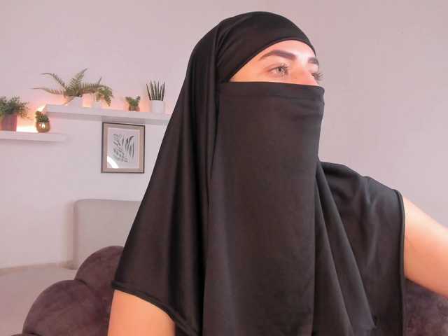 salma-arabic live cam on BongaCams