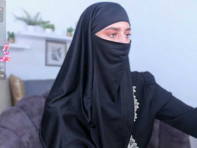 salma-arabic live cam on BongaCams