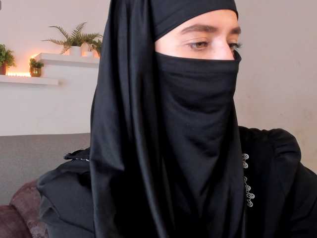 salma-arabic live cam on BongaCams