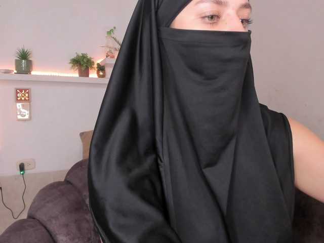 salma-arabic live cam on BongaCams