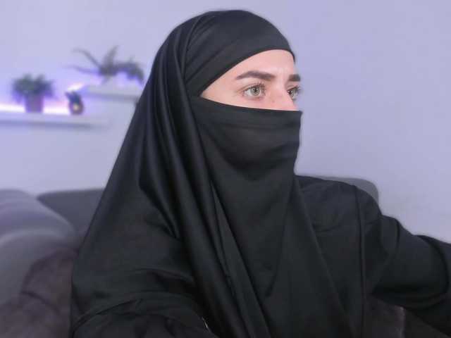 salma-arabic live cam on BongaCams