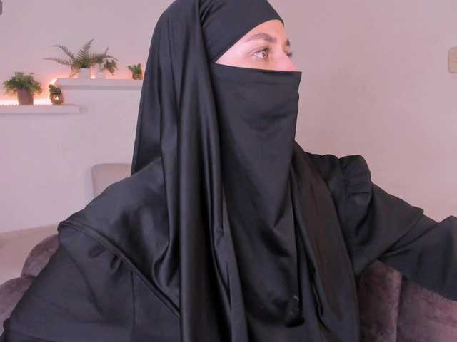 salma-arabic live cam on BongaCams