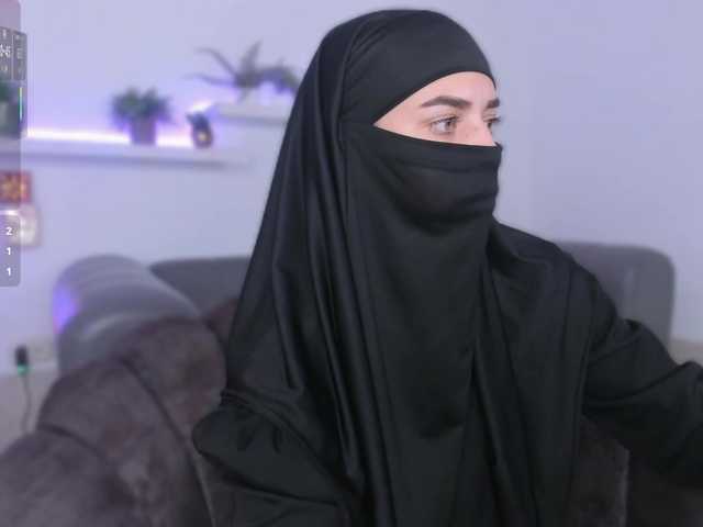 salma-arabic live cam on BongaCams