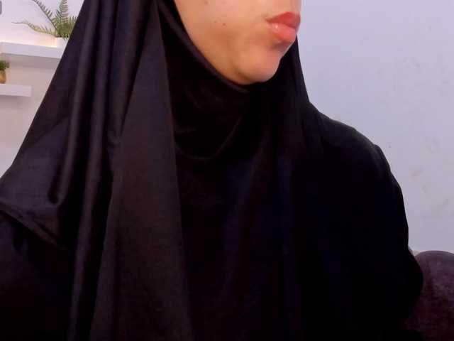 salma-arabic live cam on BongaCams