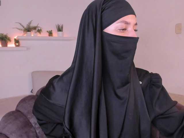 salma-arabic live cam on BongaCams