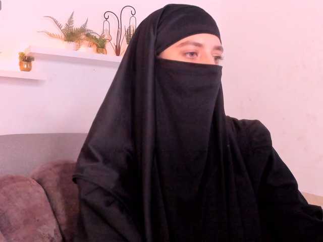 salma-arabic live cam on BongaCams
