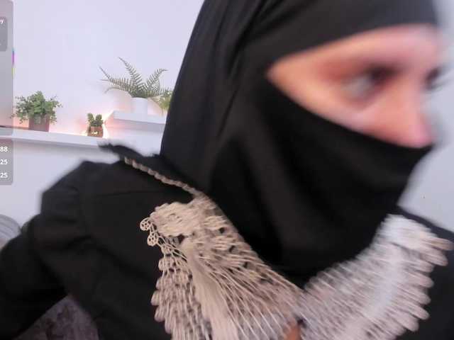 salma-arabic live cam on BongaCams