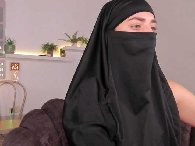 salma-arabic live cam on BongaCams