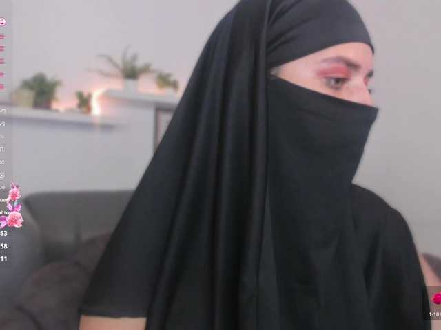 le modèle salma-arabic est en webcam porno dans un show sur le site bongacams, il possède les tags suivants: Arab,Brunette,Trimmed