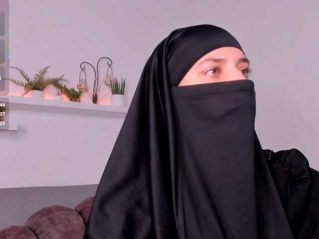 salma-arabic live cam on BongaCams
