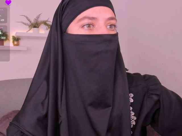 Model: salma-arabic