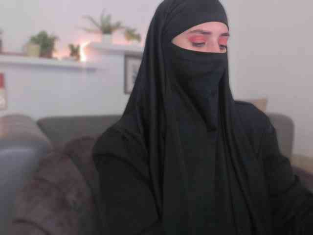 هذا النموذج مباشر الآن. salma-arabic