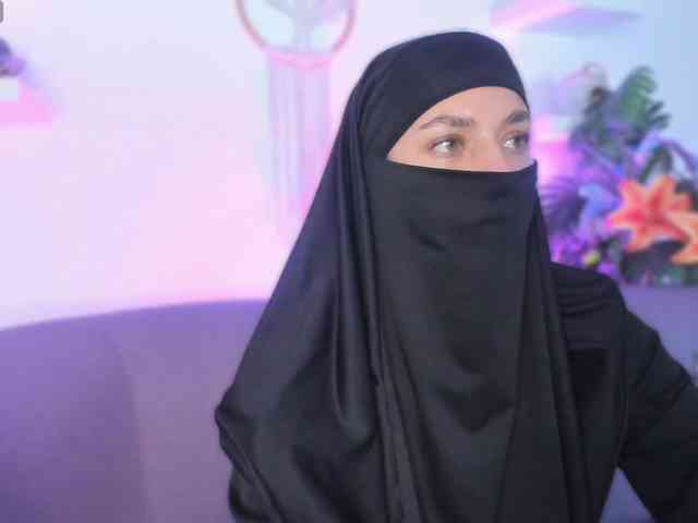 Model: salma-arabic