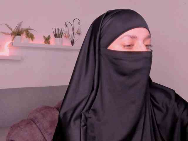 Model: salma-arabic