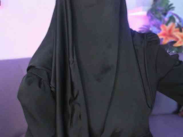Model: salma-arabic