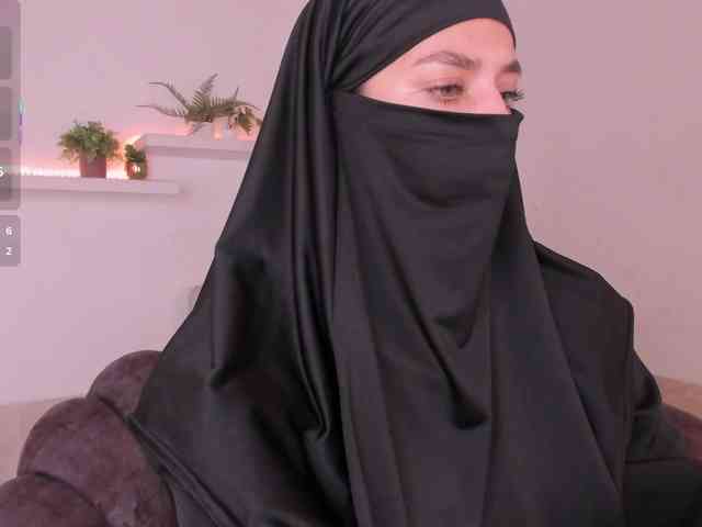 模特: salma-arabic