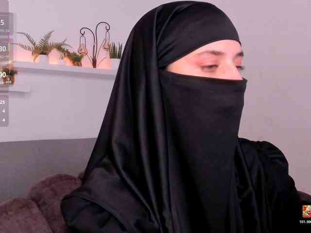 Model: salma-arabic