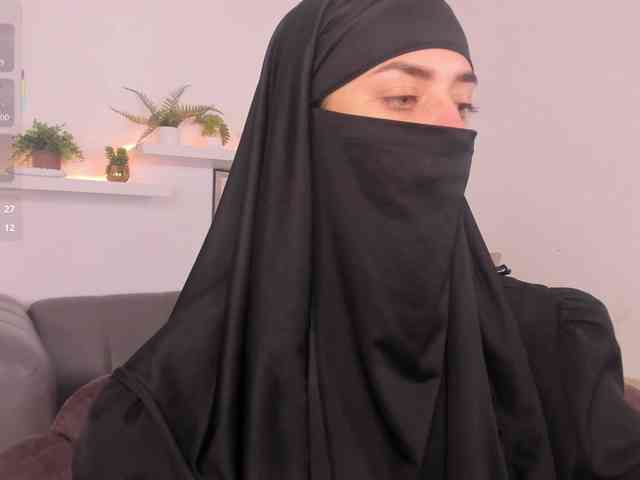 Model: salma-arabic
