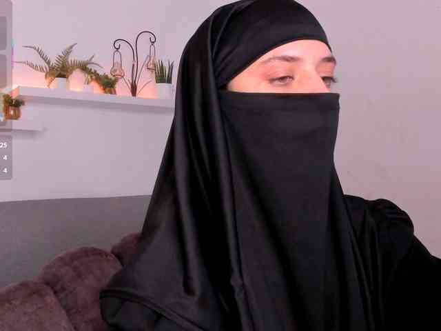 Model: salma-arabic