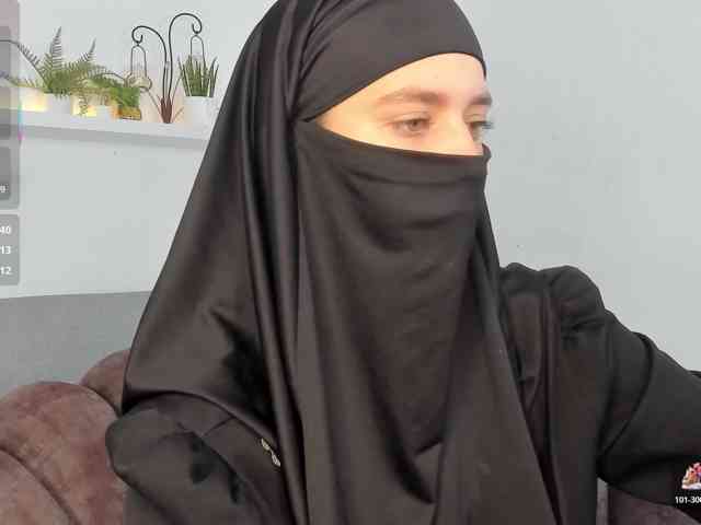 Model: salma-arabic