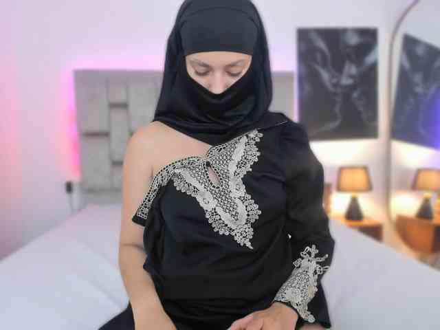 Model: salma-arabic
