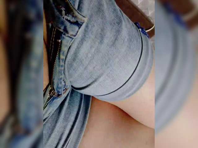 Anastasia0000 live cam on BongaCams