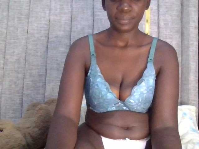 bustybliss's BongaCams show and profile