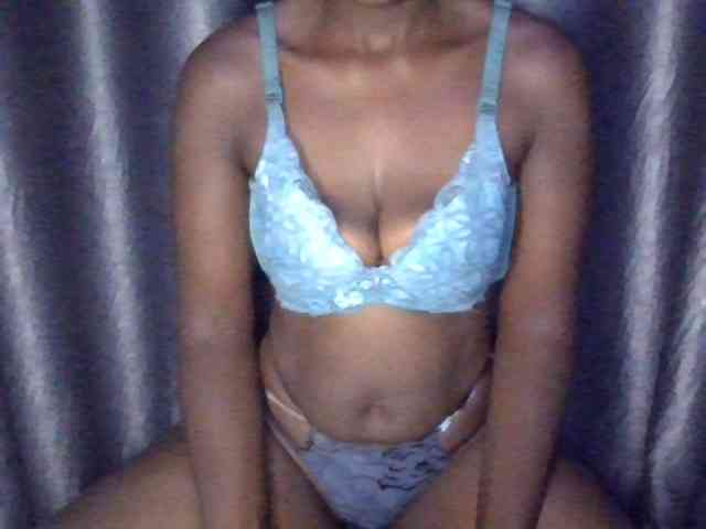bustybliss webcam