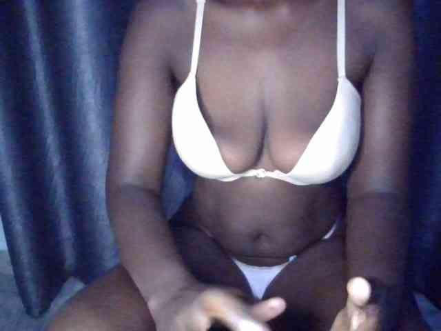 bustybliss webcam
